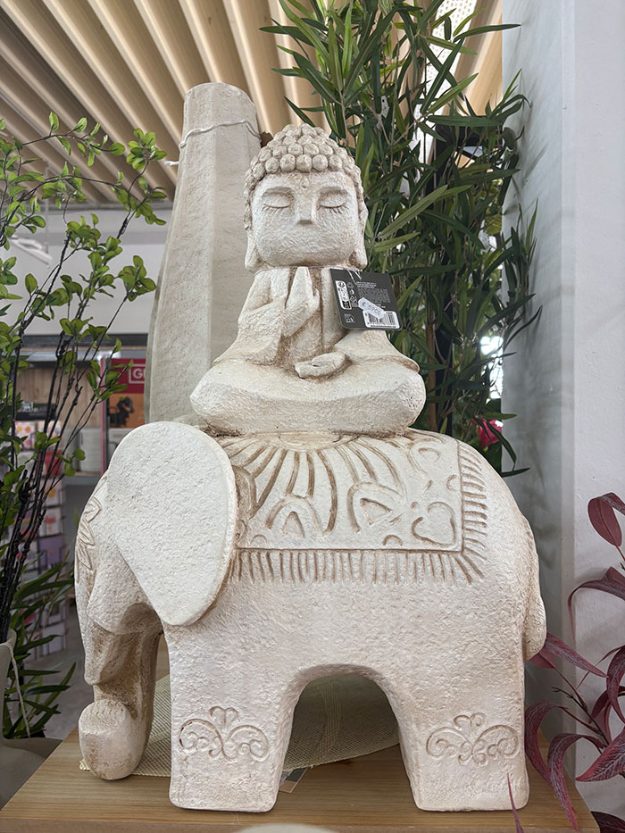 2026-06h_Deko-Buddha_IMG_8856